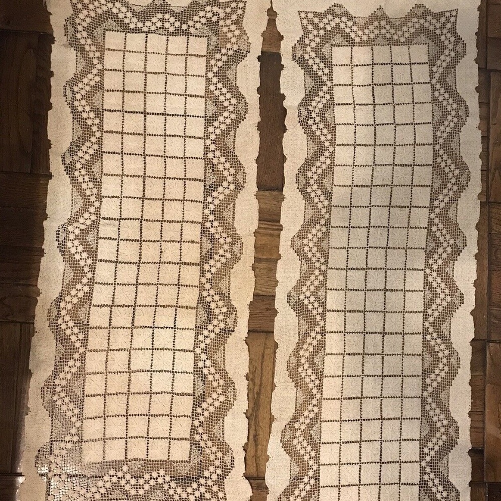 Antique Vintage Italian Sardinian Bosa Handmade Knotted Filet Lace Boho Decor